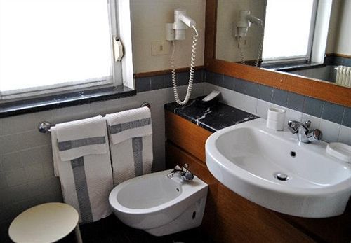 Hotel Drago Мецокорона Екстериор снимка